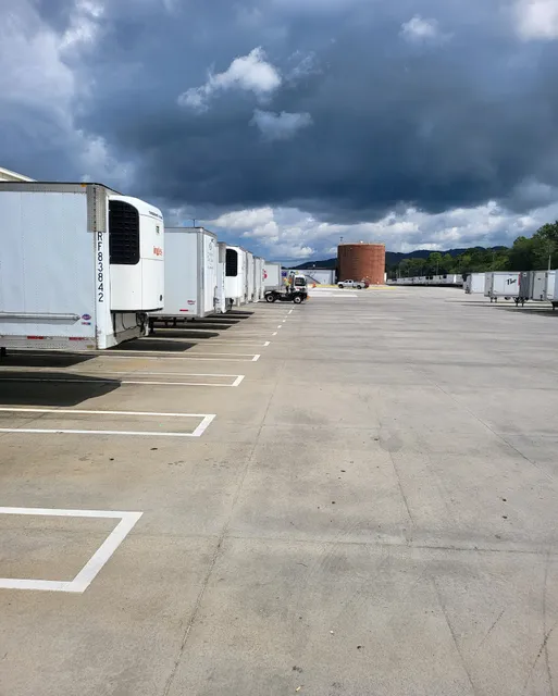 Ingles Distribution Center