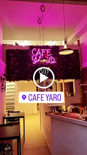Cafe Yaro