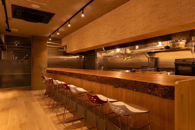 Foods bar Shioriya Fushimi Momoyama store