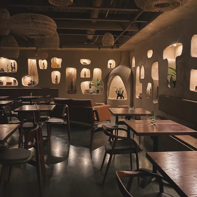 TAP IN Kitchen & Cocktails