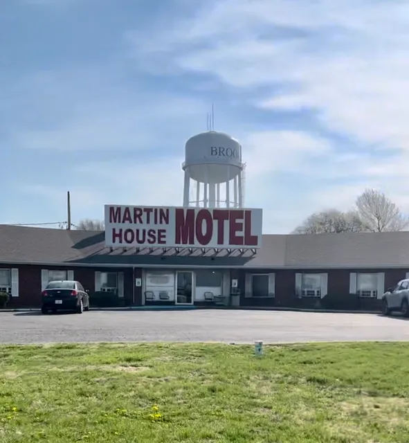 Martin House Motel