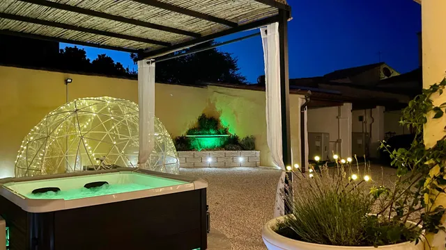 Costa Ovest Apartments