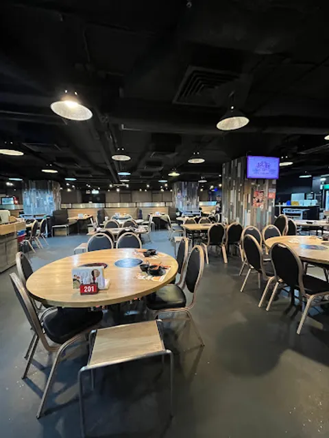 Giant Seafood Hot Pot