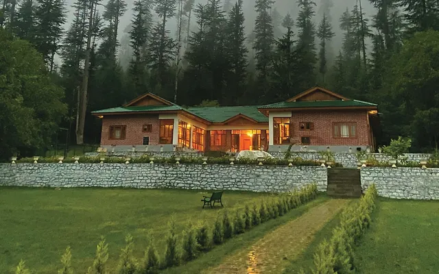 Guest House Chandigam Lolab