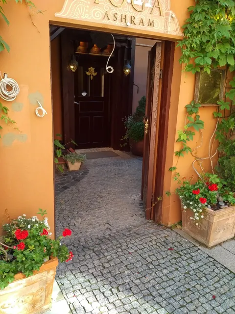 VEGAFE, Jogos mityba