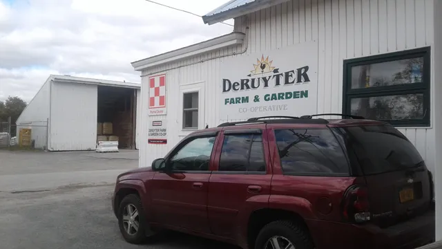 De Ruyter Farm & Garden Co-Op