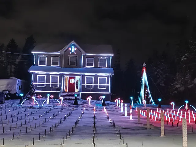 The Anderson’s Light Show