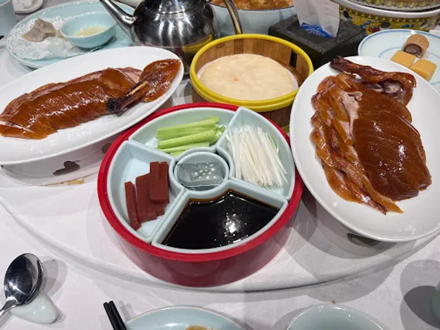 Huifengtang Restaurant (Wan Quan Zhuang Dian)
