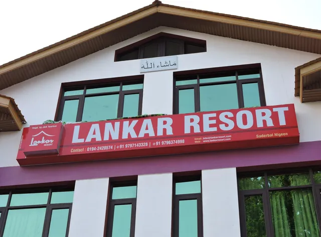 Hotel Lankar Resort