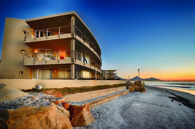 Sunstays Lagoon Beach Apartments