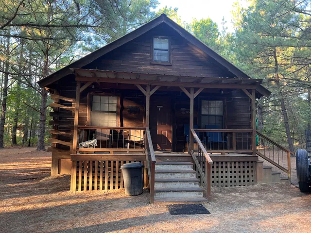 Little Pine Cabins & RV Park