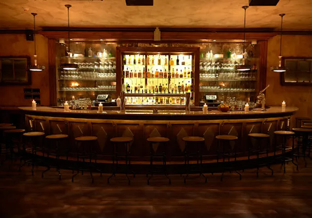 Miracle on Centre at Cowan's Public