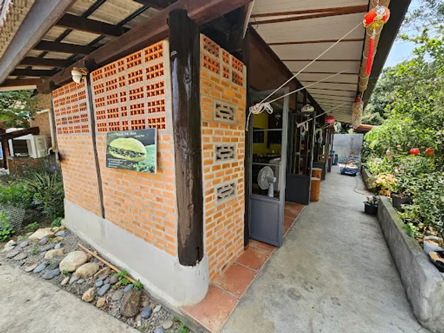 BANH MI HOA CHIANG MAI- บั๋นหมี่วาเชียงใหม่