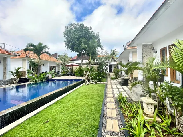 Adi Abian Uluwatu
