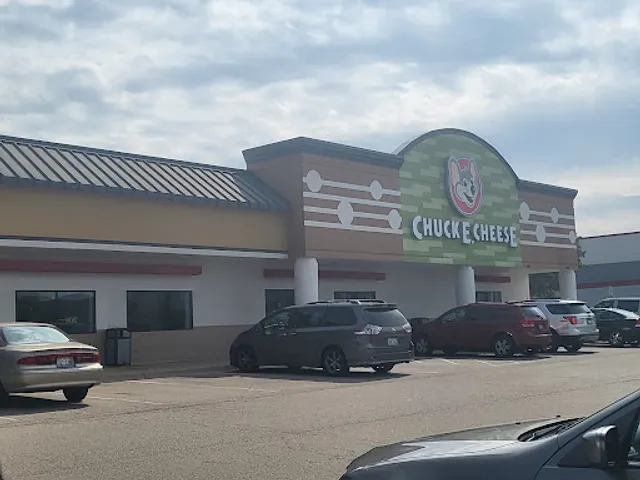 Chuck E. Cheese