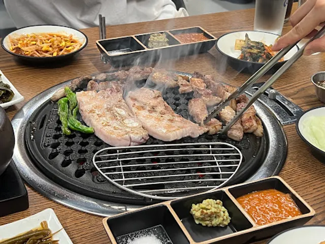 경주생소금구이