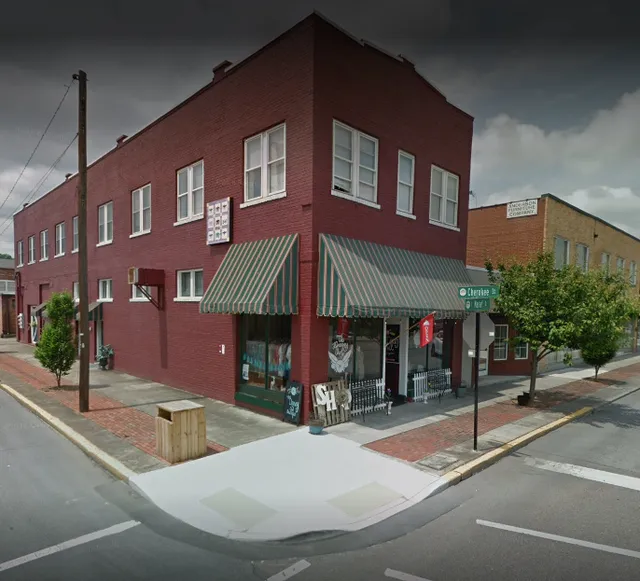 Sugar Willow Boutique & Beauty Bar