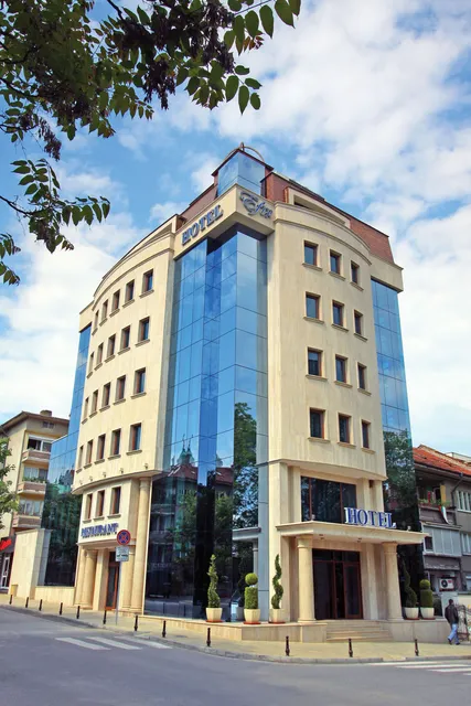 Hotel Efir