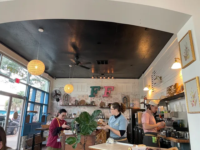 Flora and Fauna Savannah