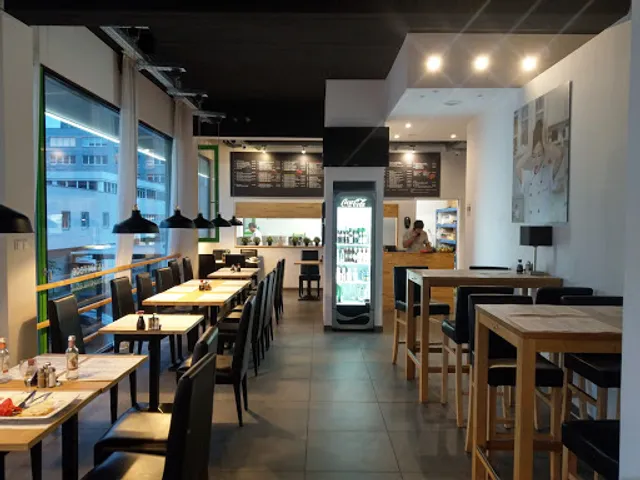 Miu Miu China & Thai Food Pforzheim