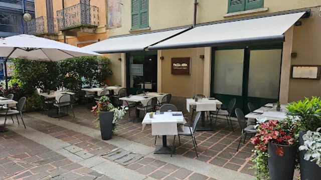 Piazza Abba La Reclame Srl