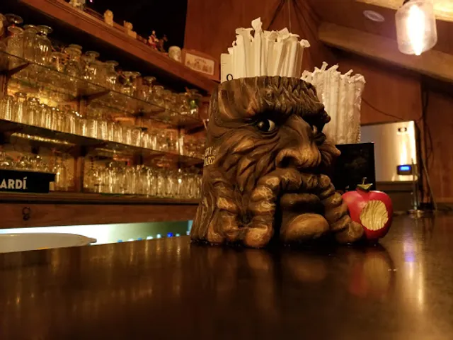 Popsie's Bar & Grill