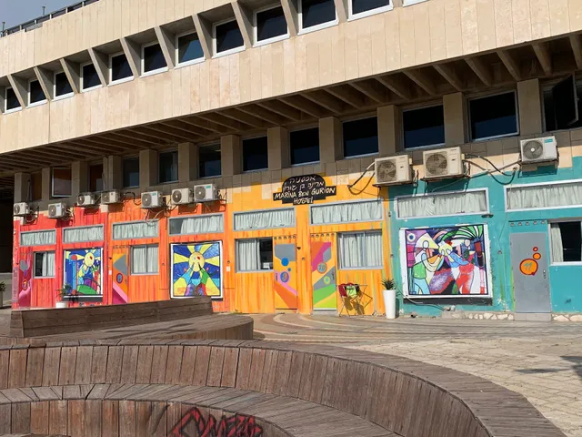 האכסניה החברתית