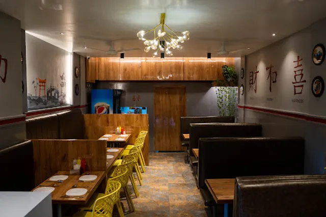 Milan Refreshment's Manchow Point