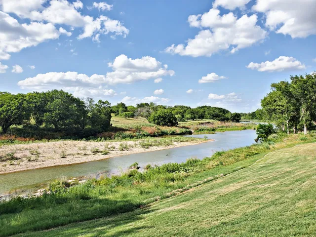 Arrowhead Creek Vineyards