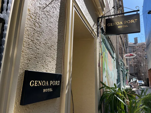 Genoa Port Hotel