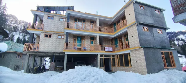 Snow And Sunshine Solang