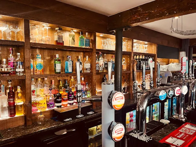 Chapters Deli, Bar & Kitchen