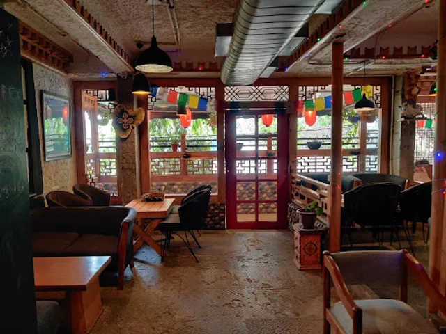 Kalsang Cafe Majnu Ka Tilla Delhi