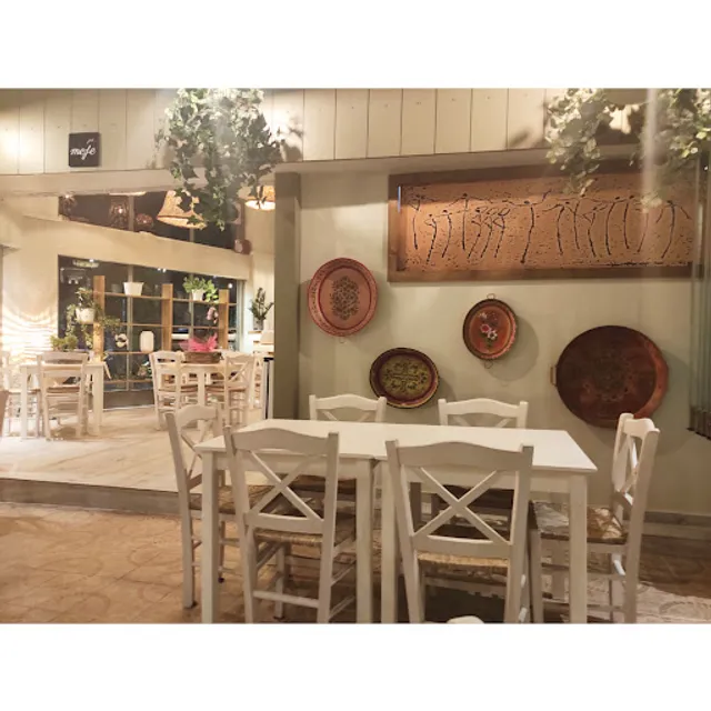 Gia Meze Nea Erytraia