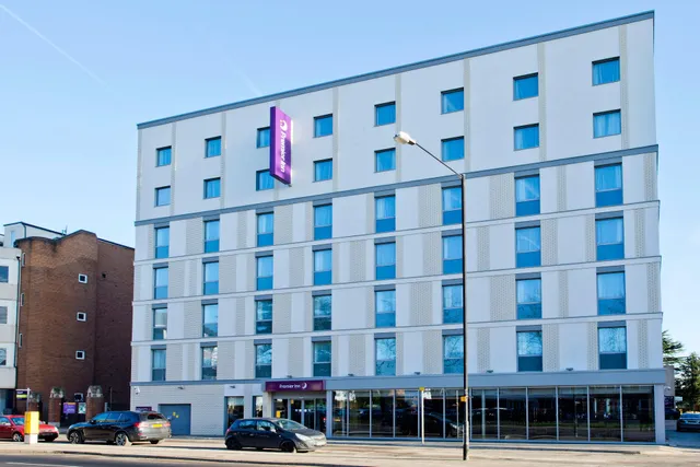 Premier Inn Slough Central South (Windsor Road) hotel