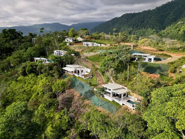 Canavida Villas & Resort