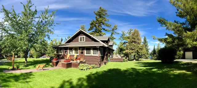 Laughing Water Lodge