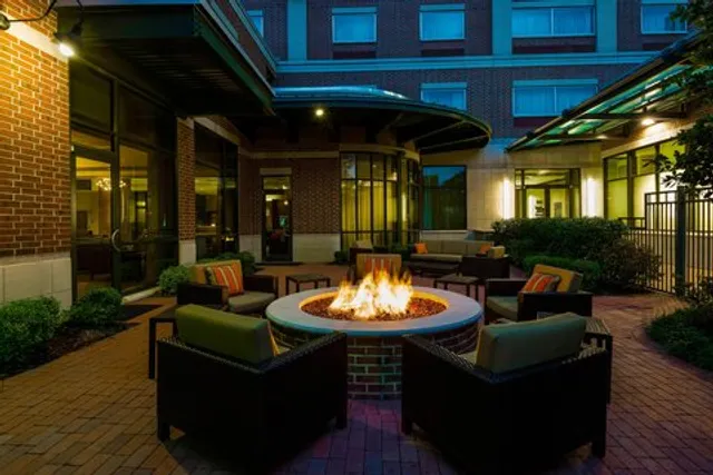 Courtyard by Marriott Little Rock Downtown