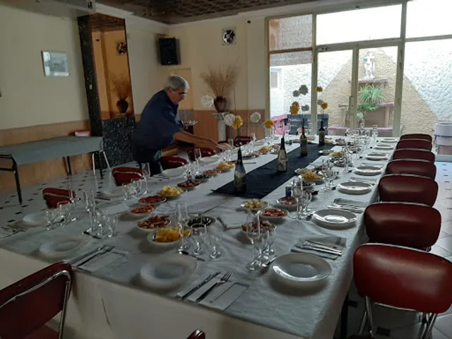 LA FONDA RESTAURANT I CATERING