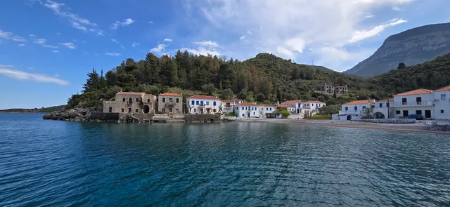 Ηλιόλουστα - Iliolousta - Κυπαρίσσι