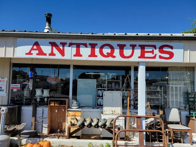 The Red Door Antiques