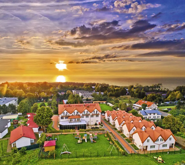 Sianożęty Bursztynowe Wzgórze Family Resort