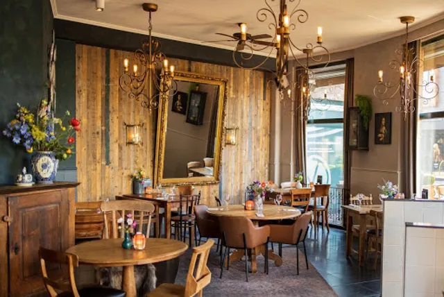 Grand café - Restaurant De Provence