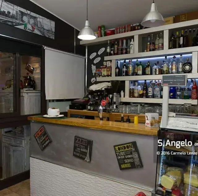 IL KIOSKO BAR STUZZICHERIA SALUMERIA PRODOTTI TIPICI