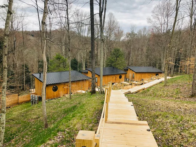 The Cliffs at Hocking Hills