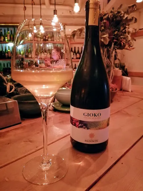 ワインバー・カスレ