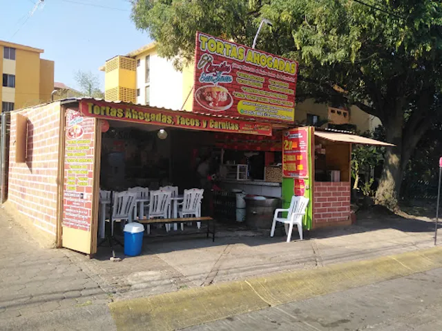 Tortas Ahogadas y Carnitas san juan