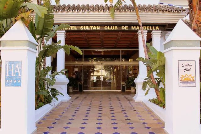 Aparthotel Monarque Sultán