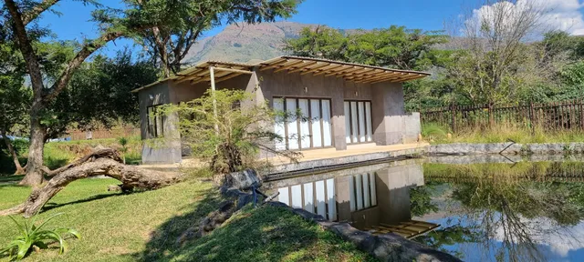 Crocodile Sands River Lodge