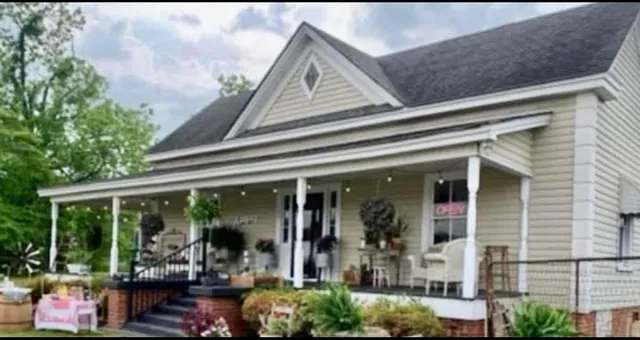 Southern Roots A Vintage Market Experience